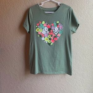 Girls Cat & Jack Floral Heart Shirt (M)